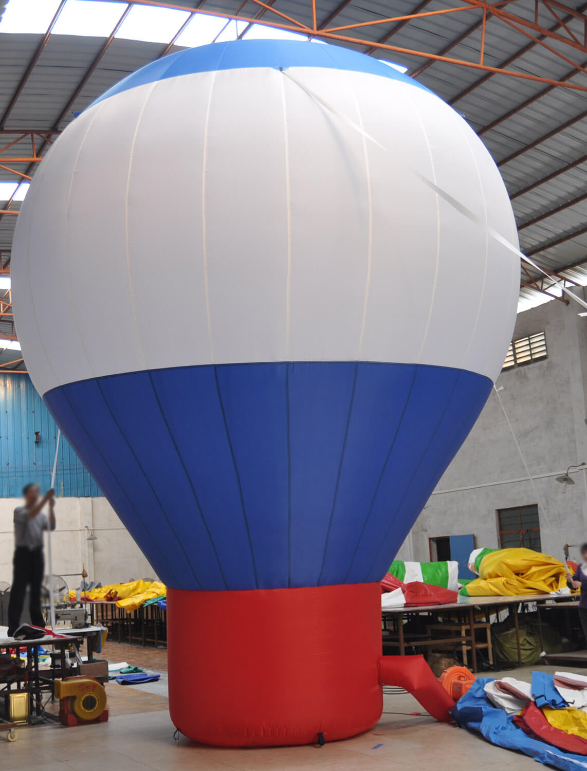 Noleggio vendita mongolfiera gonfiabile pubblicitaria