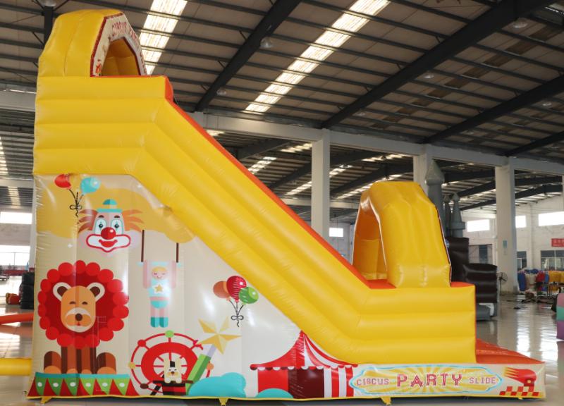 Scivolo gonfiabile circo